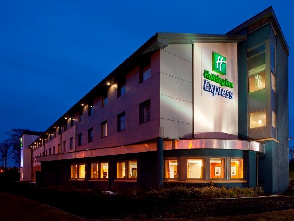 Holiday Inn Express Dunfermline By Ihg Eksteriør bilde