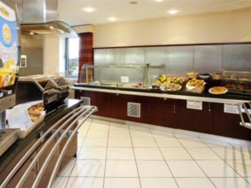 Holiday Inn Express Dunfermline By Ihg Eksteriør bilde